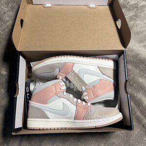 Nike Air Jordan 1 Mid Milan (Leather/Polyester) CV3044-100 - New, Never Worn